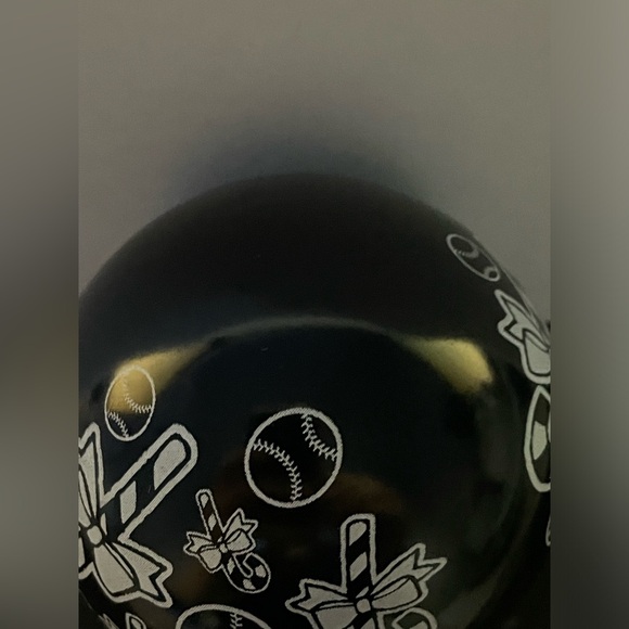 MLB Chicago White Sox 2010 Collectible Ornament - Picture 7 of 8